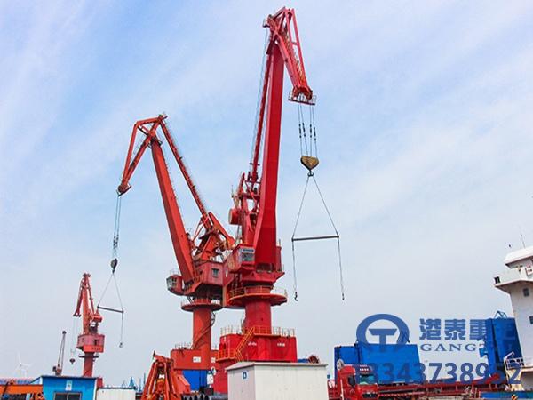 福建泉州门座式起重机销售公司四连杆门座吊性能优良 用途广泛