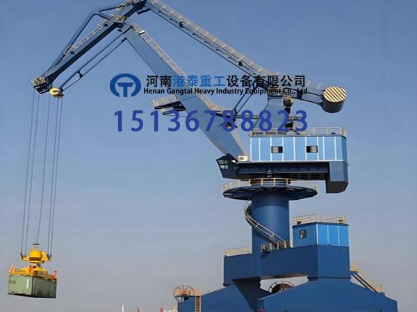 300 吨门座式起重机如何选配置 门座式起重机厂家